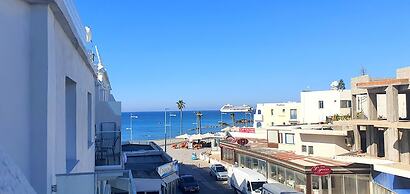 Phaedrus Living Seaside Lighthouse 66