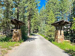 Lodestar #2001 5 Bedroom Home by RedAwning