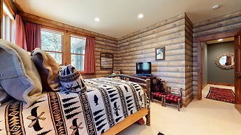 Lodestar #2001 5 Bedroom Home by RedAwning