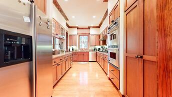 Lodestar #2001 5 Bedroom Home by RedAwning