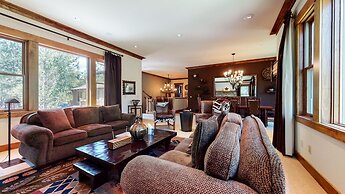 Lodestar #2001 5 Bedroom Home by RedAwning