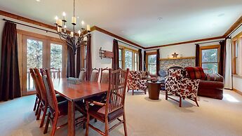 Lodestar #2001 5 Bedroom Home by RedAwning