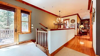 Lodestar #2001 5 Bedroom Home by RedAwning