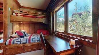 Lodestar #2001 5 Bedroom Home by RedAwning