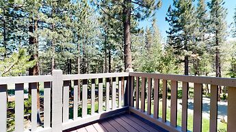 Lodestar #2001 5 Bedroom Home by RedAwning