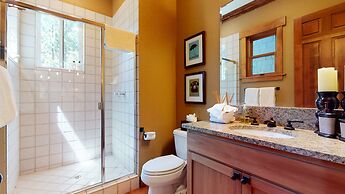 Lodestar #2001 5 Bedroom Home by RedAwning