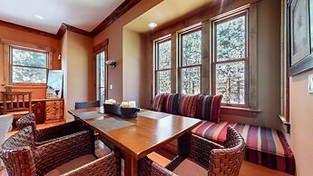 Lodestar #2001 5 Bedroom Home by RedAwning