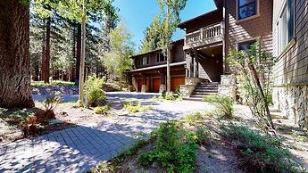 Lodestar #2001 5 Bedroom Home by RedAwning