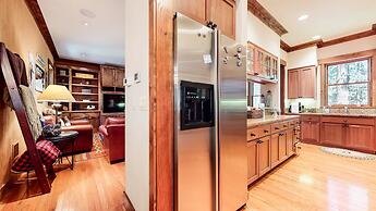 Lodestar #2001 5 Bedroom Home by RedAwning