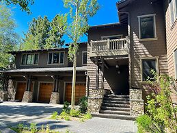 Lodestar #2001 5 Bedroom Home by RedAwning