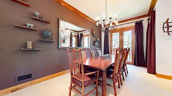 Lodestar #2001 5 Bedroom Home by RedAwning