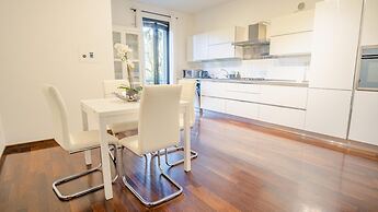 Villa Patrizia Lake View - Italian Homing