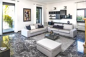 Villa Patrizia Lake View - Italian Homing