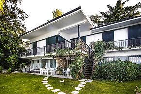 Villa Patrizia Lake View - Italian Homing