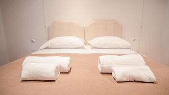 Residenza Corte Carnesali - Italian Homing