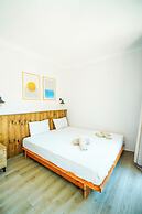 Marimare Beach & Bungalow Hotel