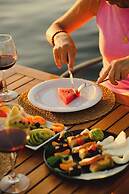 Marimare Beach & Bungalow Hotel