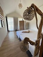 Marimare Beach & Bungalow Hotel