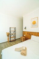 Marimare Beach & Bungalow Hotel