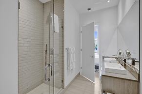 Amazing Apartments at H Beach House