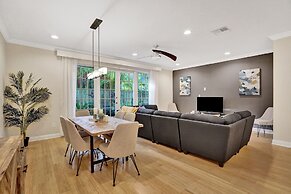 Fabulous 4BR home close to beach