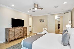 Fabulous 4BR home close to beach