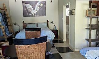 Sunbirds Hotel Cottage