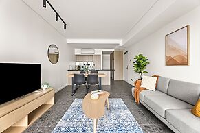 Cinema Suites Apartments by Urban Rest