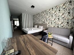Hotel Bistra & Galina