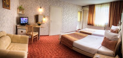 Hotel Bistra & Galina