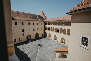 Mokrice Castle Estate