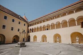 Mokrice Castle Estate
