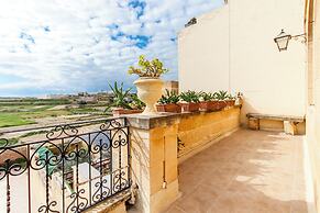 Villayana Gozitan Farmhouse with pool