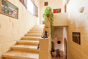 Villayana Gozitan Farmhouse with pool