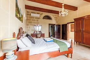 Villayana Gozitan Farmhouse with pool