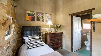 Flitwick Ranch - Bull Stables Room 7