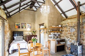 Flitwick Ranch - Bull Stables Room 7