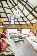 Flitwick Ranch - Bull Stables Room 8