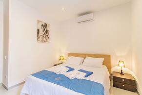 Gee9teen Gozitan Villa, Pool & Whirlpool