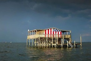 The Keys Bungalow On The Cotee River