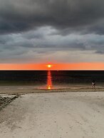 The Keys Bungalow On The Cotee River