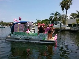 The Keys Bungalow On The Cotee River