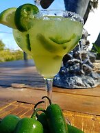 The Keys Bungalow On The Cotee River