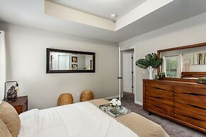 Large Luxury Getaway For Families Children