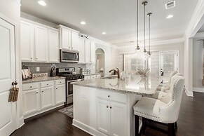 Large Luxury Getaway For Families Children