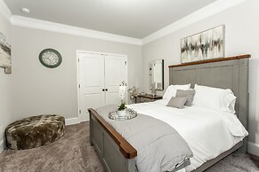 Large Luxury Getaway For Families Children