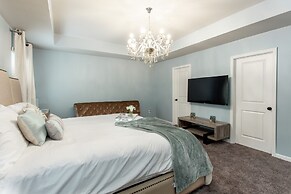 Large Luxury Getaway For Families Children