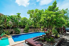 Private Residence Hosted by Sasithorn