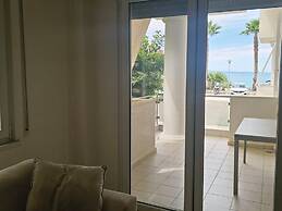 Beachfront Sion Sarande Apartment