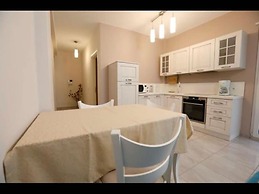 Beachfront Sion Sarande Apartment B